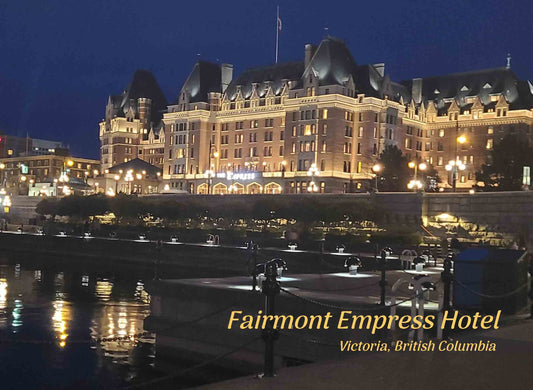 PS033 Fairmont Empress Hotel in lights