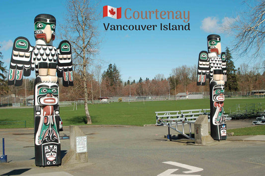 MI011 Courtenay Totems