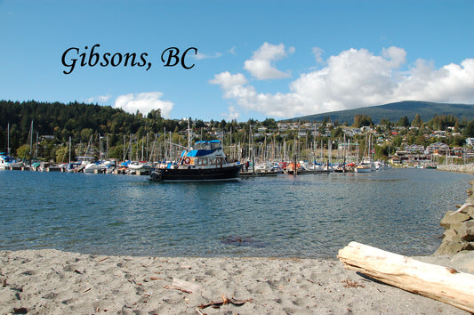 MW019 Gibsons beach and harbour